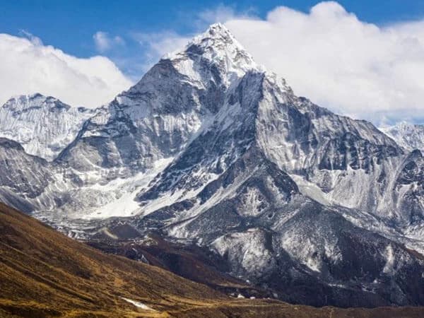 View on the way to Cho La Pass